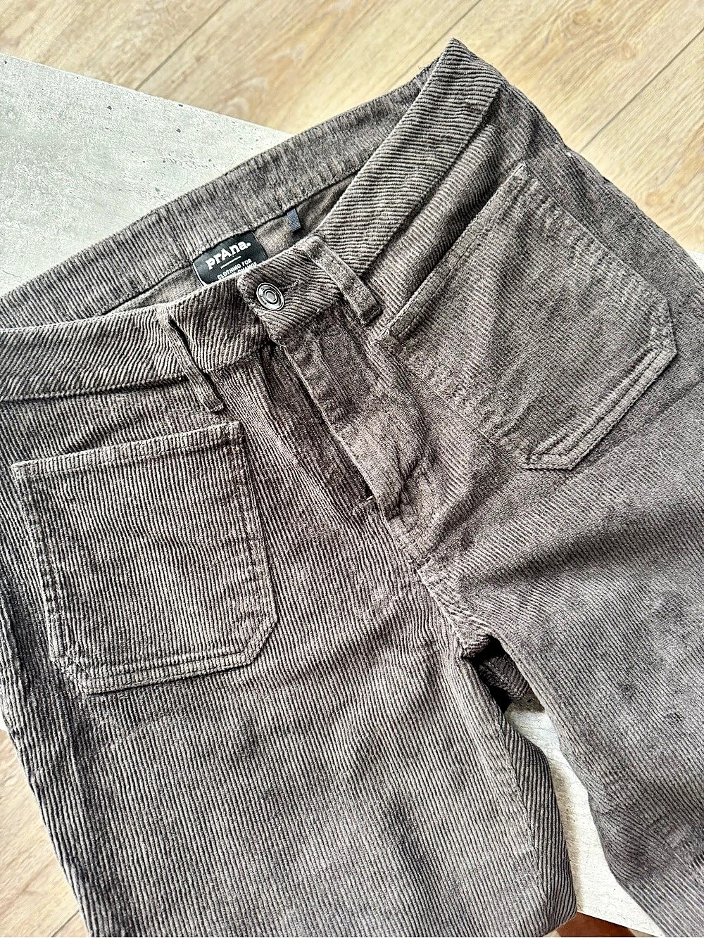 prAna Organic Cotton Patch Pocket Flare Corduroy Pants Brown Size 8